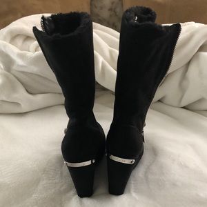JUICY COUTURE FUAX SHORT BOOTS